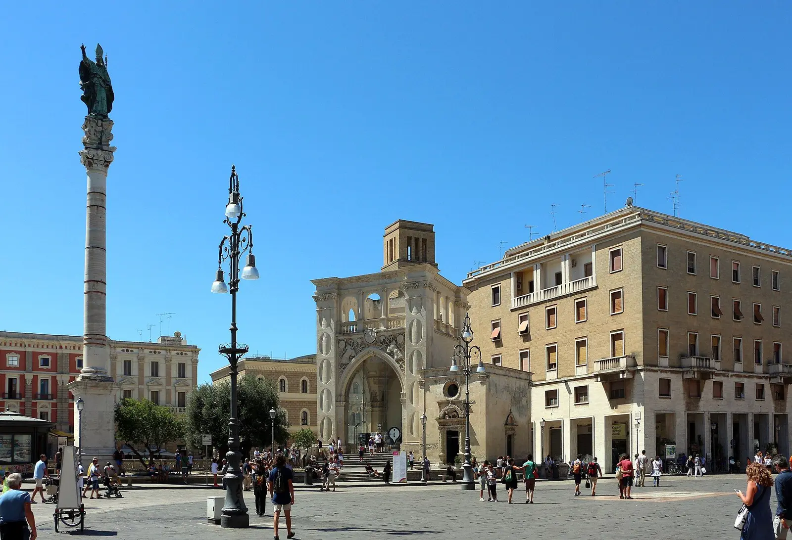 Piazza Sant'Oronzo a Lecce